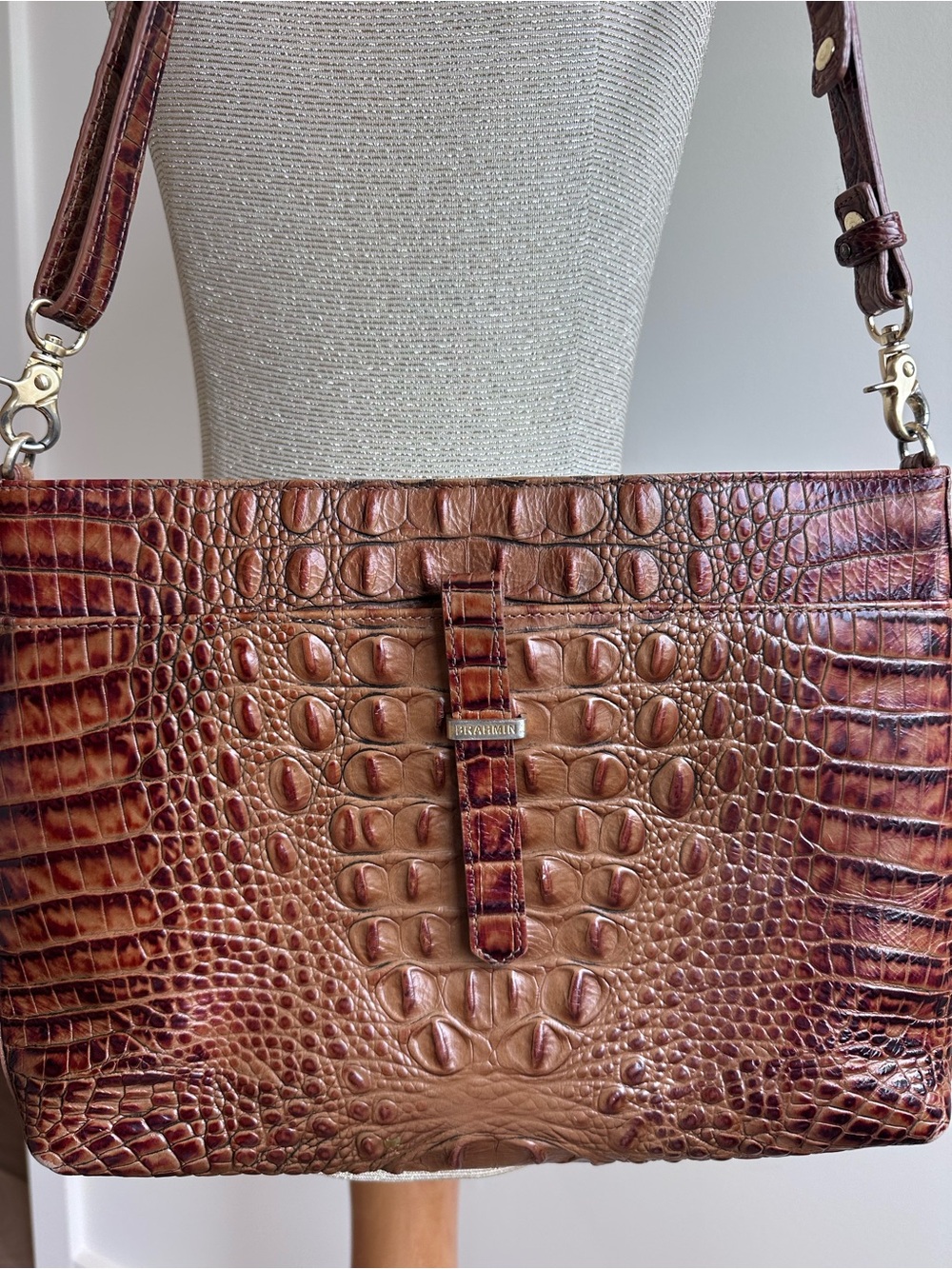 Brahmin Leather Crossbody Shoulder Bag in Pecan Melbourne - Picture 3 of 16